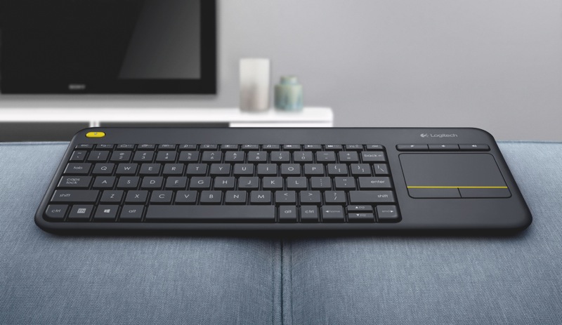 Logitech K400 + Touchpad